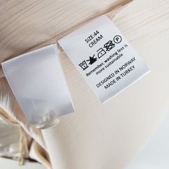 Envelope1976 Net-a-Porter Goa Pants NWT Ivory Satin Trouser Button Ankle Size 44 - Picture 15 of 16